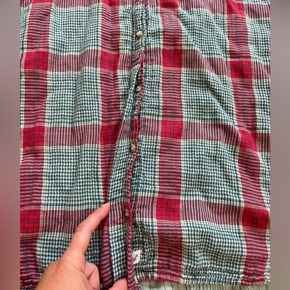 Woolrich Red Green Plaid Long Sleeve Button Up Shirt Size Small - Picture 8 of 10